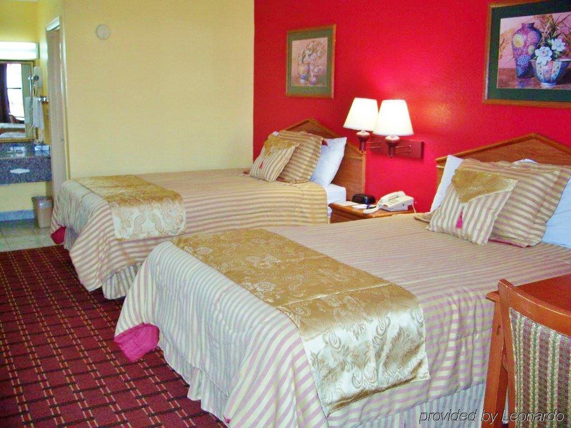 קנטון Rodeway Inn מראה חיצוני תמונה