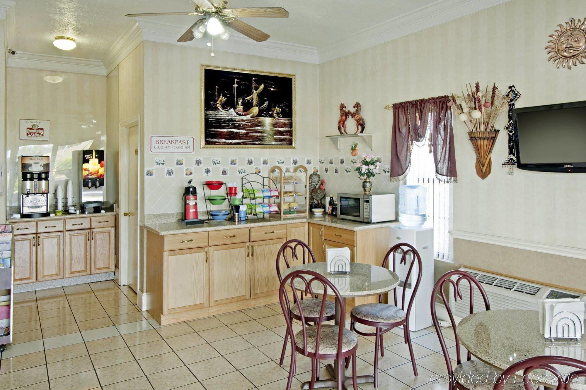 קנטון Rodeway Inn מסעדה תמונה