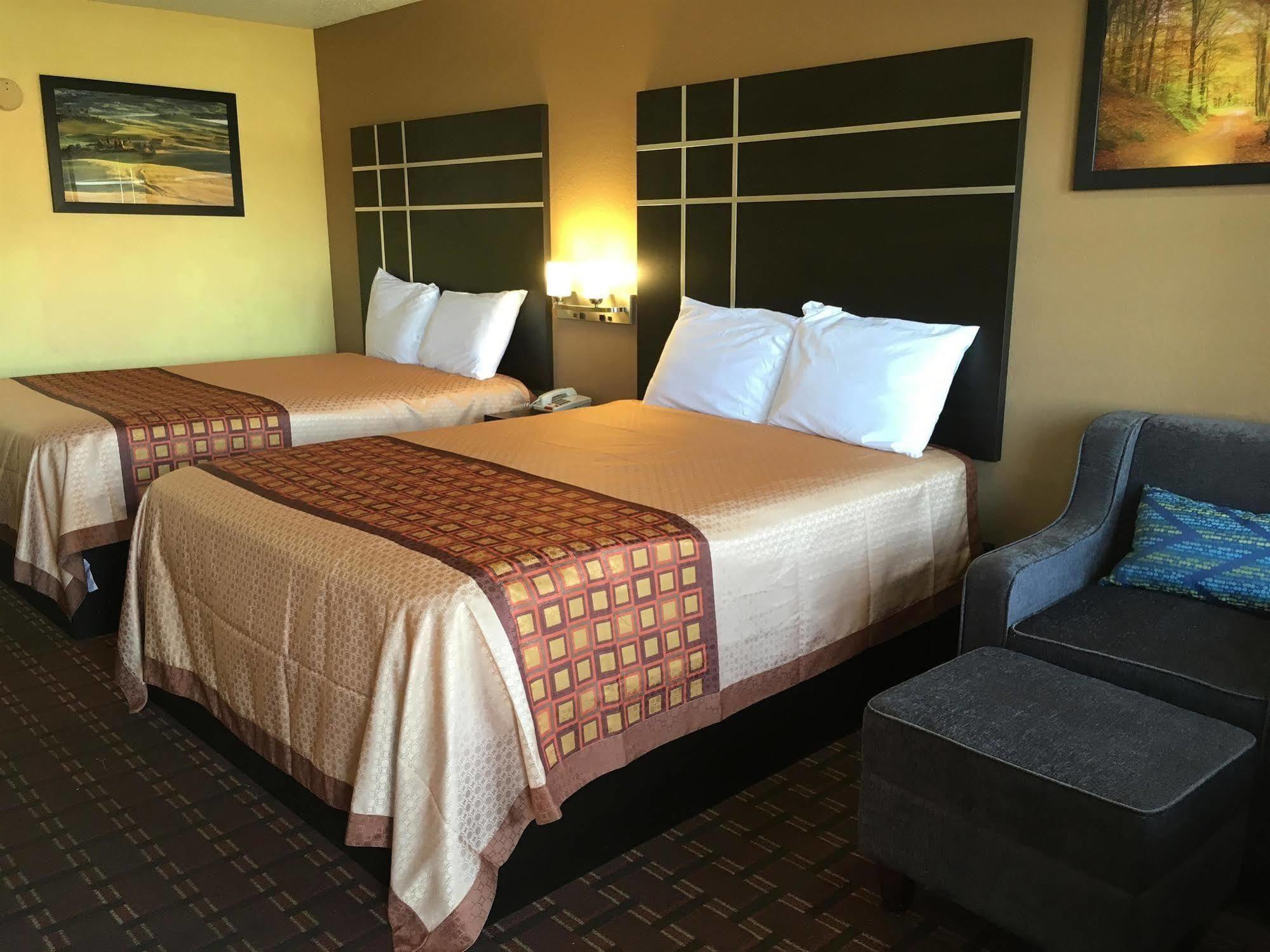 קנטון Rodeway Inn מראה חיצוני תמונה